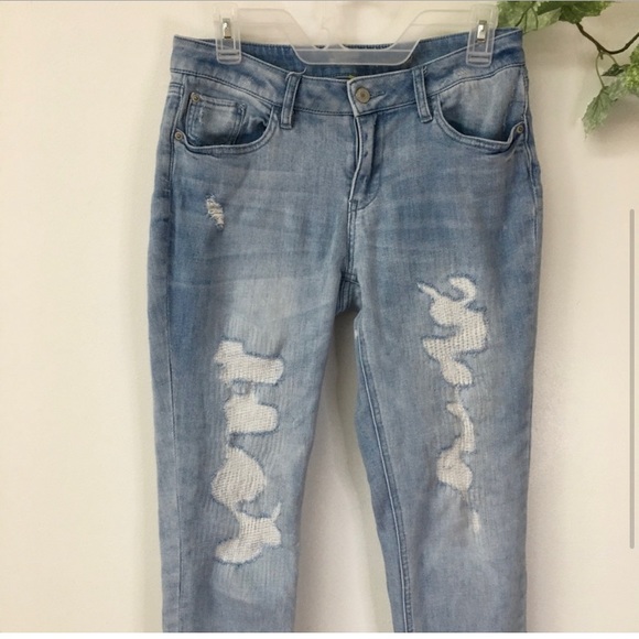 Soho Boyfriend Curvy Cropped Jeans - Picture 2 of 3